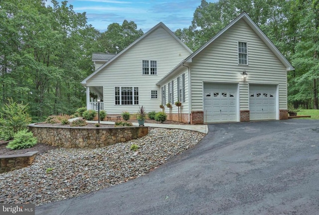 13608 General Slocum Ct S, Fredericksburg, VA 22407 - view of front facade featuring asphalt driveway