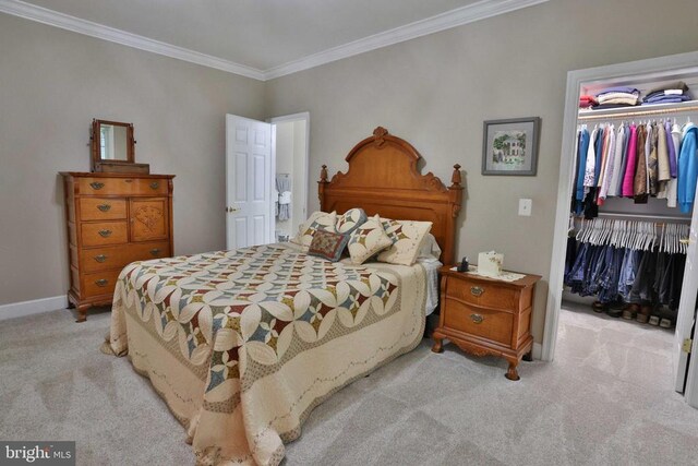 13608 General Slocum Ct S, Fredericksburg, VA 22407 - bedroom with carpet floors, a closet, a walk in closet, and crown molding