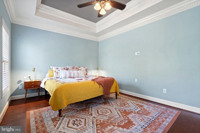 11259 Pimlico Cir, Culpeper, VA 22701 - bedroom featuring light carpet, baseboards, and a closet