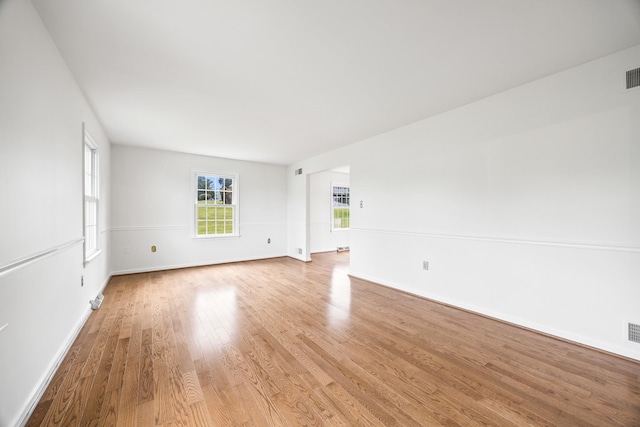 336 Hollingsworth Rd, Woodstock, VA 22664 - spare room featuring light wood-type flooring and baseboards