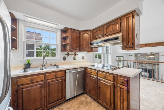 336 Hollingsworth Rd, Woodstock, VA 22664 - kitchen with dishwasher, black electric stovetop, open shelves, under cabinet range hood, and a peninsula