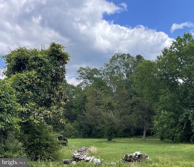 10605 Benchmark Rd, Fredericksburg, VA 22408