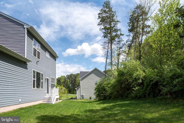 10811 Honorable Ct, Spotsylvania, VA 22553 - view of grassy yard