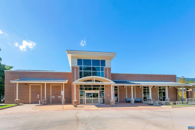 view of building exterior