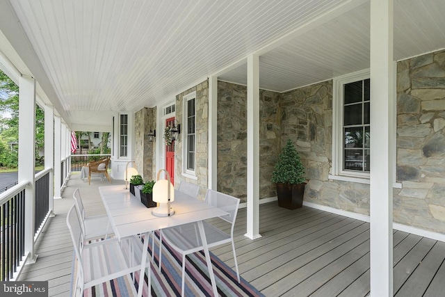 105 Washington St E, Remington, VA 22734 - view of wooden porch