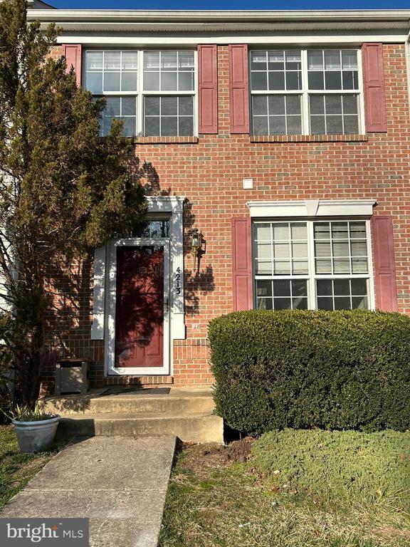 4213 Normandy Ct, Fredericksburg, VA 22408 - view of front of property featuring brick siding