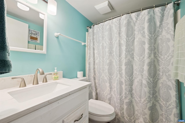 134 Gumtree Dr, Wintergreen Resort, VA 22967 - bathroom featuring toilet, vanity, and a shower with curtain