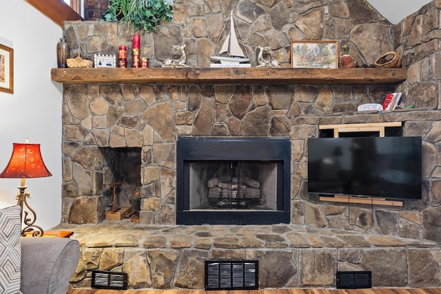1215 Fort Stover Rd, Luray, VA 22835 - detailed view of a fireplace