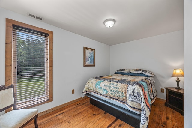 1215 Fort Stover Rd, Luray, VA 22835 - bedroom featuring hardwood / wood-style floors