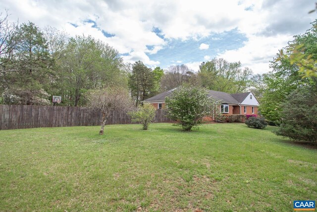 2750 Meriwether Dr, Charlottesville, VA 22901 - view of yard