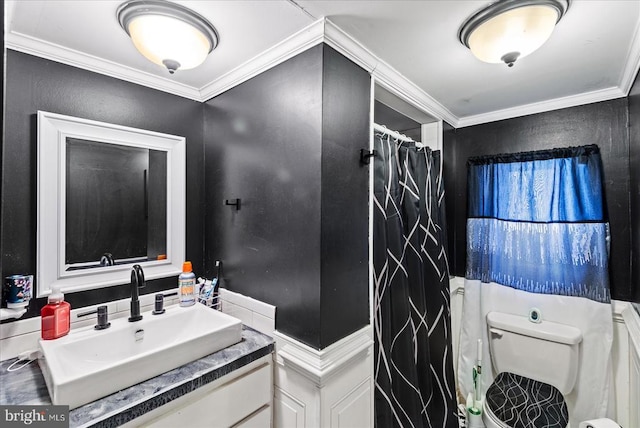 197 Holly Grove Ct, Bumpass, VA 23024 - full bathroom with crown molding, toilet, vanity, and a shower with shower curtain
