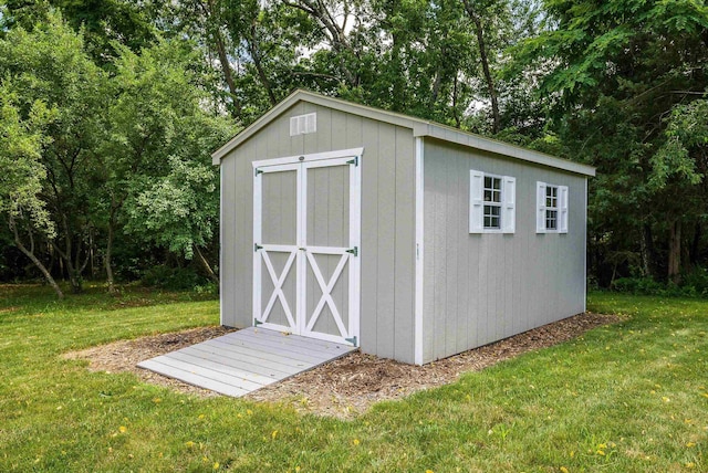 2554 Village Dr, Waynesboro, VA 22980 - view of shed featuring view of wooded area