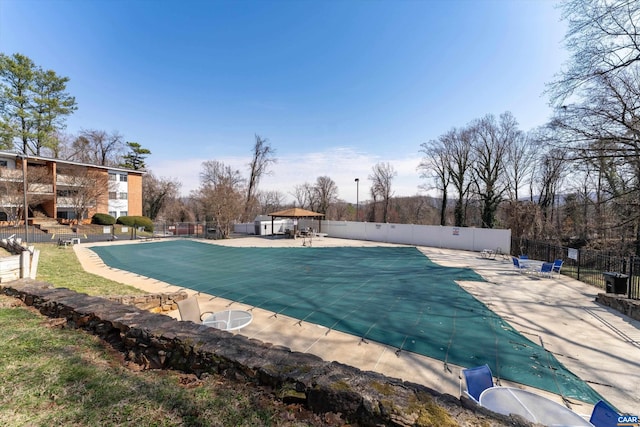 1800 Jefferson Park Ave Unit 39, Charlottesville, VA 22903 - community pool with fence and a patio area