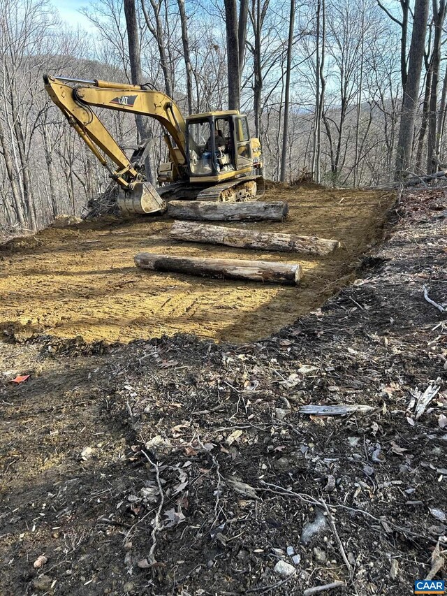2493 Wyatt Mountain Rd, Dyke, VA 22935