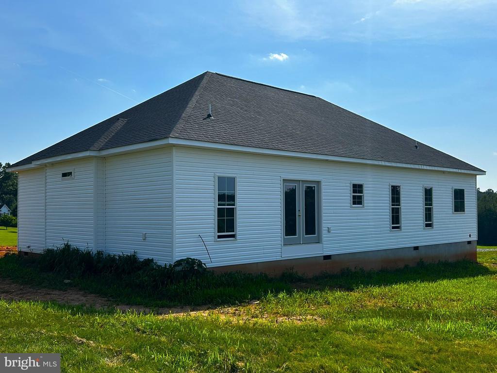 7005 Canterberry Ln, Rhoadesville, VA 22542 - photo 2