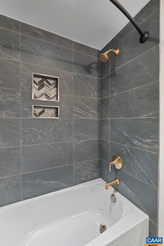 1115 Sablewood Dr, Charlottesville, VA 22911 - full bathroom featuring  shower combination