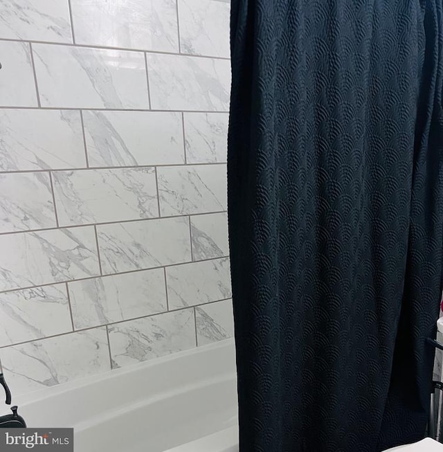 5122 Cottonwood Ct, Fredericksburg, VA 22407 - bathroom featuring shower / bath combo with shower curtain