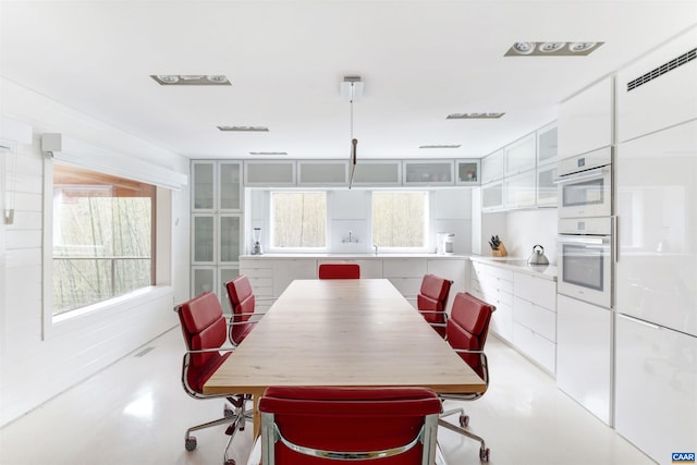 4323 Carter Rd, Schuyler, VA 22969 - dining area with visible vents and concrete flooring