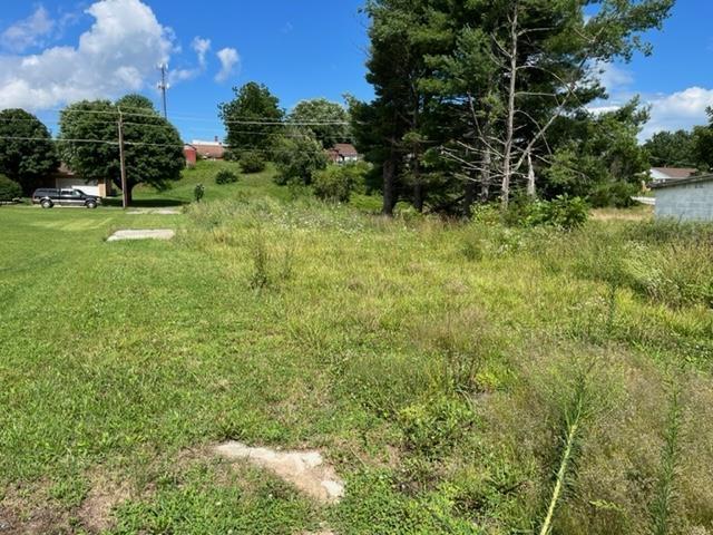 62 N Hancock St N, Craigsville, VA 24430