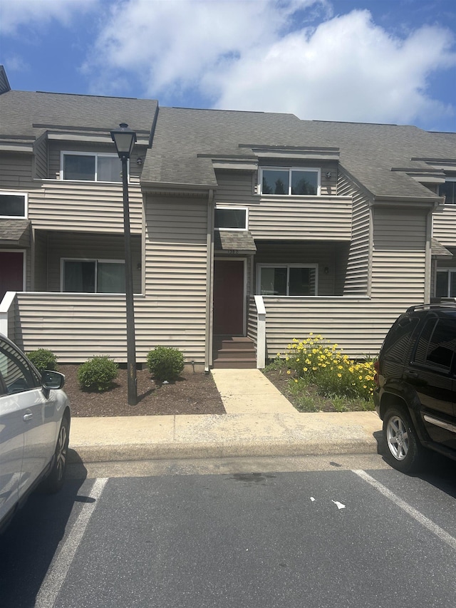 1388 Bradley Dr, Harrisonburg, VA 22801 - view of property featuring a shingled roof