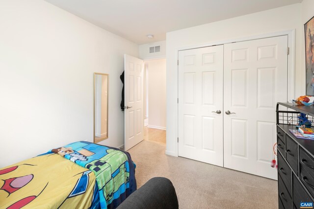 139 Longwood Dr, Charlottesville, VA 22903 - bedroom with a closet and light carpet