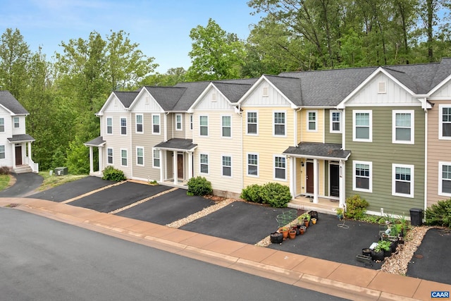 139 Longwood Dr, Charlottesville, VA 22903 - multi unit property featuring board and batten siding