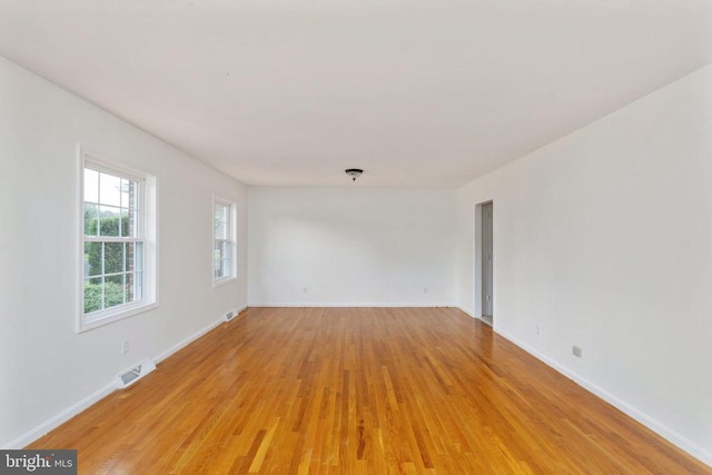19253 Rolling Hills Dr, Culpeper, VA 22701 - spare room with light wood-style flooring and baseboards