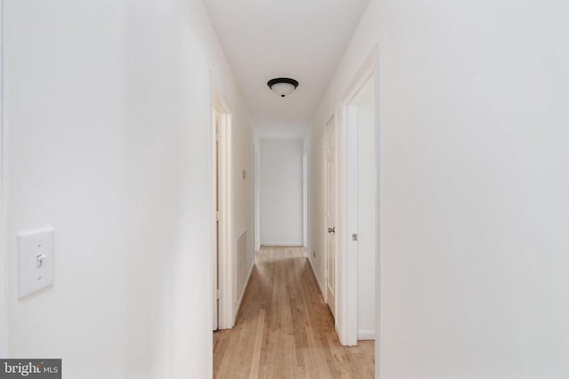 19253 Rolling Hills Dr, Culpeper, VA 22701 - corridor featuring light wood-style flooring