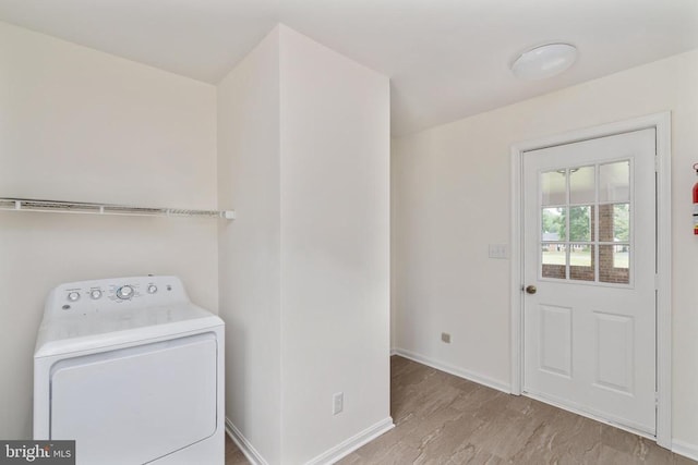 19253 Rolling Hills Dr, Culpeper, VA 22701 - laundry room featuring washer / clothes dryer and wood finished floors