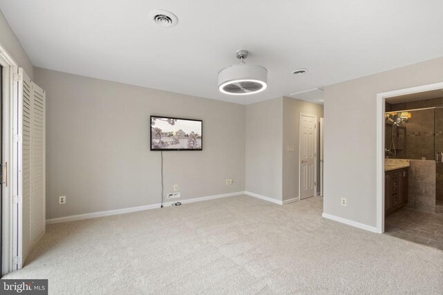 9 Twin Springs Dr, Fredericksburg, VA 22407 - unfurnished bedroom featuring light carpet, baseboards, and ensuite bathroom
