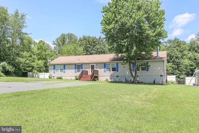 4253 Rolling Hills Dr, Culpeper, VA 22701 - manufactured / mobile home featuring crawl space