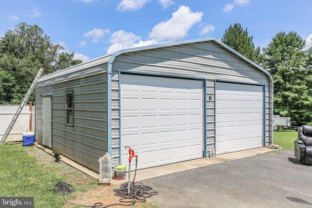 4253 Rolling Hills Dr, Culpeper, VA 22701 - view of detached garage