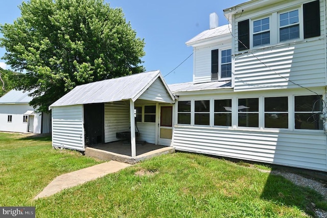 3150 Ida Rd, Luray, VA 22835 - view of front of home featuring a front lawn