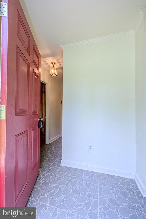 484 Viewtown Rd, Amissville, VA 20106 - photo 6
