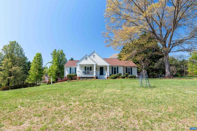 3340 Meadowfield Ln, Charlottesville, VA 22911 - ranch-style house with covered porch and a front yard