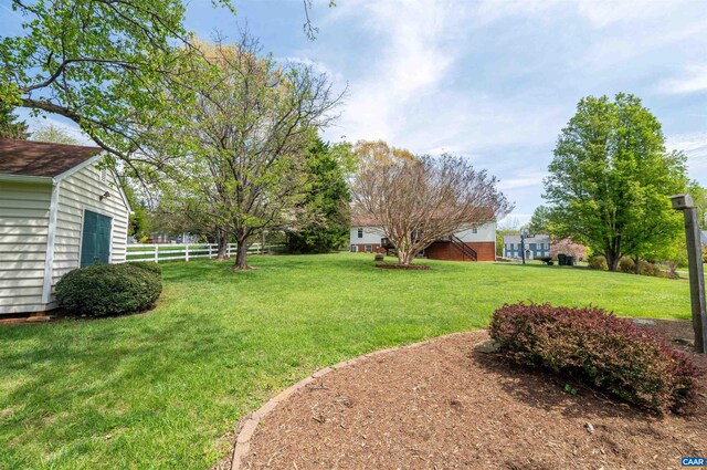 3340 Meadowfield Ln, Charlottesville, VA 22911 - view of yard