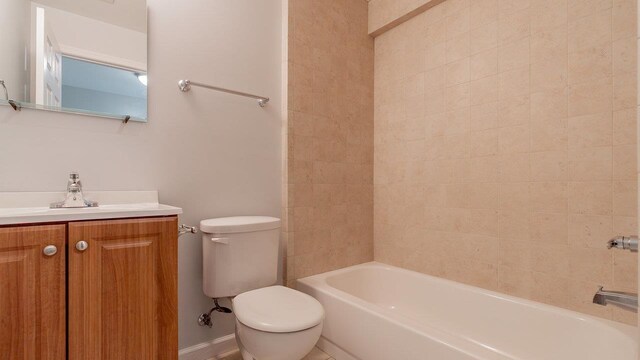 1411 Shenstone Dr, Harrisonburg, VA 22802 - bathroom with vanity and tub / shower combination