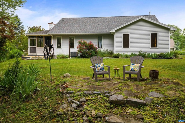 12 Springer Rd, Stuarts Draft, VA 24477