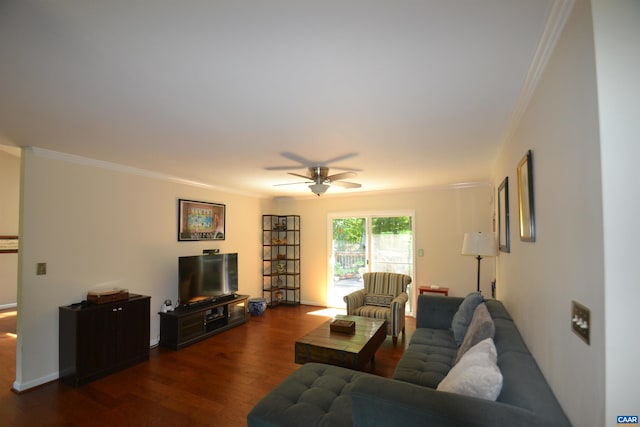 2090 Tavernor Ln, Charlottesville, VA 22911 - living area featuring crown molding, ceiling fan, and wood finished floors