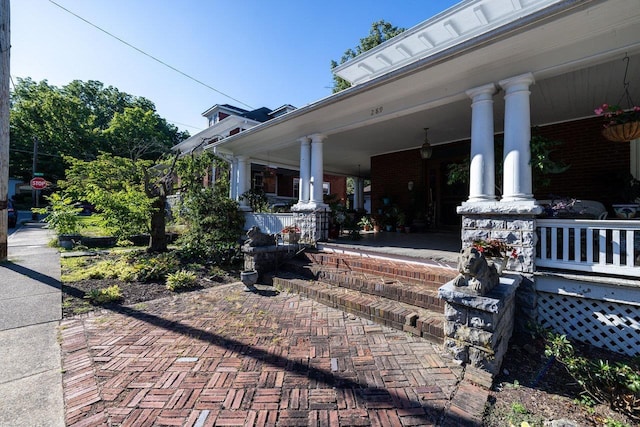 289 Newman Ave, Harrisonburg, VA 22801 - view of covered porch