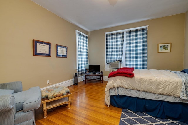 289 Newman Ave, Harrisonburg, VA 22801 - bedroom with light wood-style flooring and baseboards