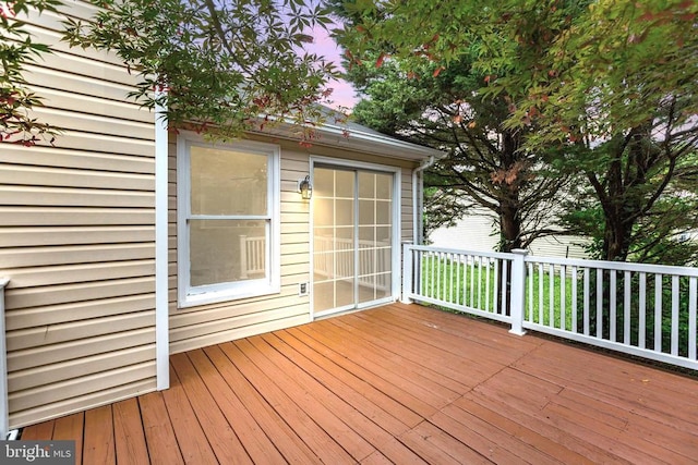 10807 Bent Tree Dr, Fredericksburg, VA 22407 - view of wooden terrace