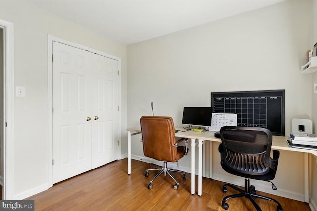 7688 Wankoma Dr, Remington, VA 22734 - home office with wood finished floors