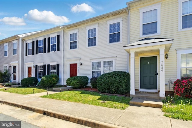 7688 Wankoma Dr, Remington, VA 22734 - view of townhome / multi-family property