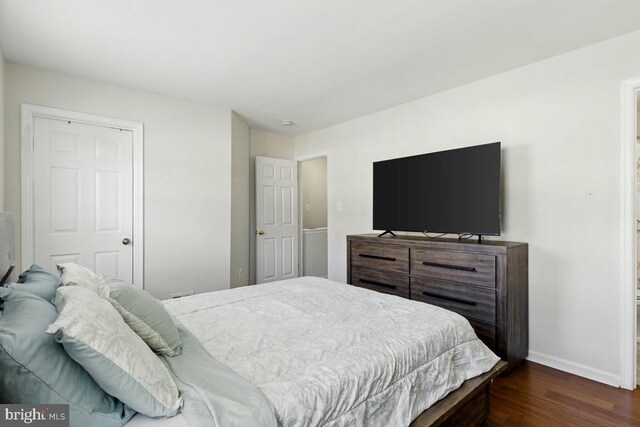 7688 Wankoma Dr, Remington, VA 22734 - bedroom with baseboards and dark wood finished floors