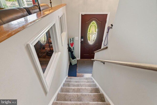10407 Skinner Hill Dr, Fredericksburg, VA 22408 - photo 5