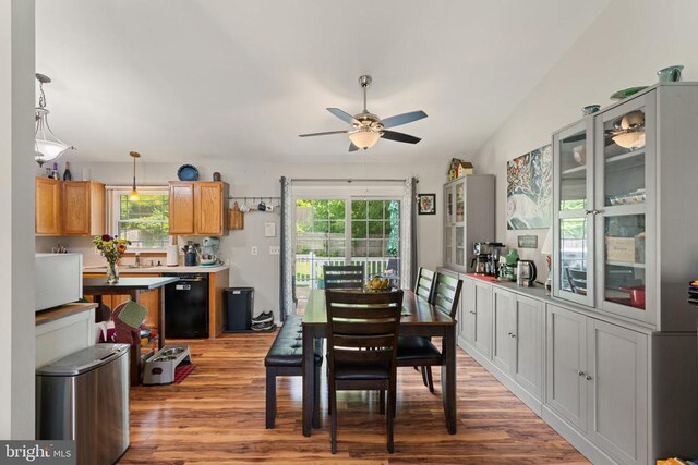 10407 Skinner Hill Dr, Fredericksburg, VA 22408 - photo 9