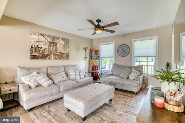 11400 Alvin Ln, Culpeper, VA 22701 - living room featuring wood finished floors and a ceiling fan