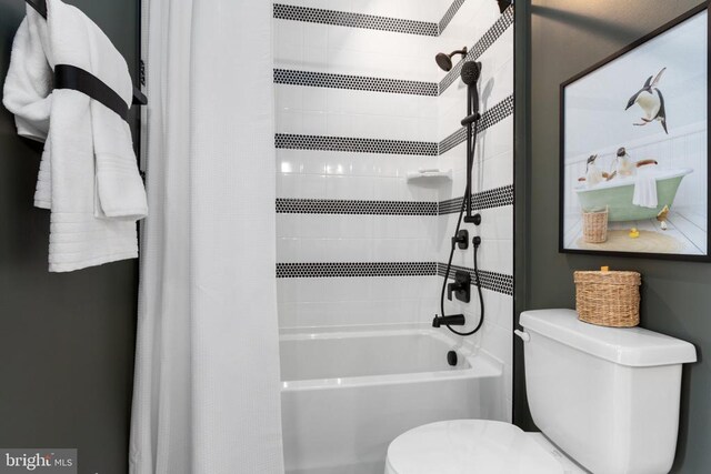 10103 N Streamview Ct, Fredericksburg, VA 22408 - full bath with toilet and shower / tub combo