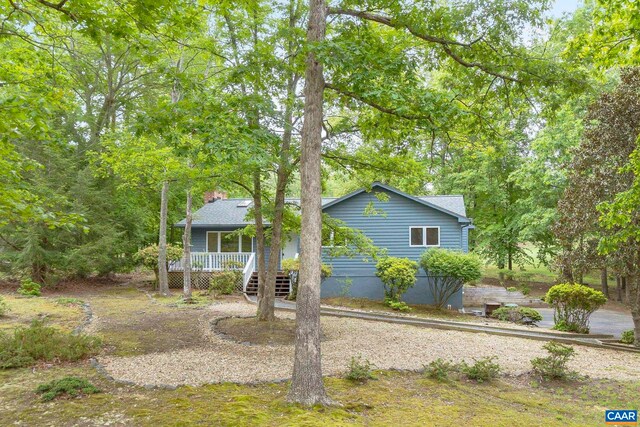 7 Spoon Ter, Palmyra, VA 22963 - view of front of home featuring a porch